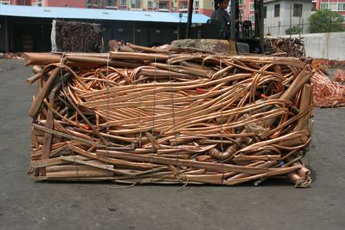 產(chǎn)品名稱：義烏廢銅回收
產(chǎn)品型號(hào)：金華銅收購,義烏銅收購,義烏廢銅收購,義烏黃銅收購,義烏紅銅收購,義烏紫銅收購,義烏硫酸銅收購,義烏電解銅收購
產(chǎn)品規(guī)格：金華銅回收,義烏銅回收,義烏廢銅回收,義烏黃銅回收,義烏紅銅回收,義烏紫銅回收,義烏硫酸銅回收,義烏電解銅回收